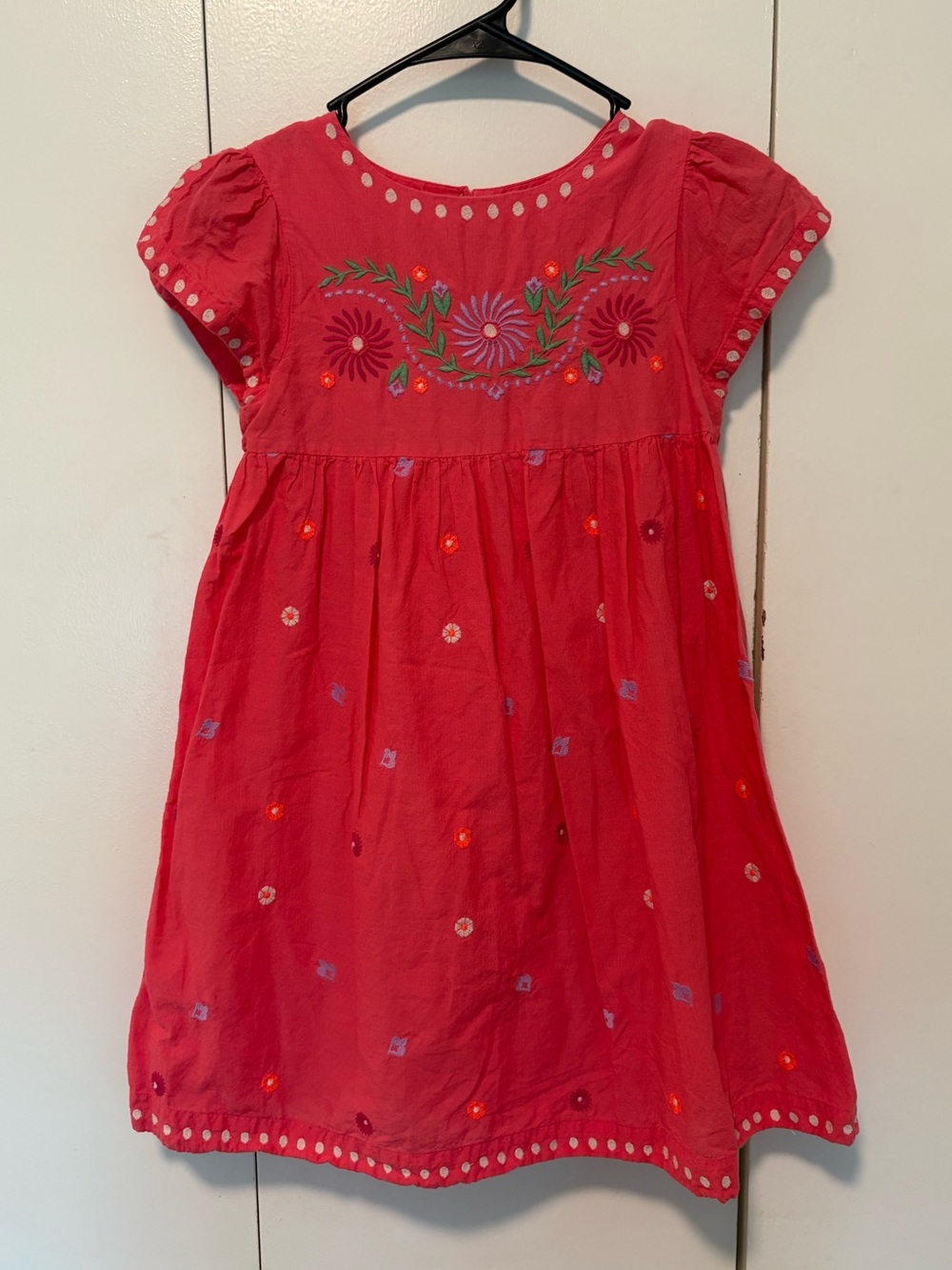 Mini boden Girls Pink Floral Embroidered dress Size 9-10 Years, Short Sleeve